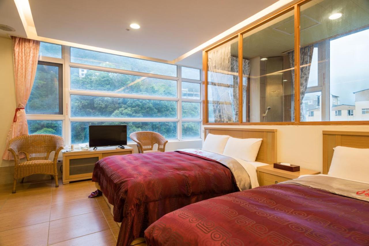 Crystal Hotel 런아이 외부 사진
